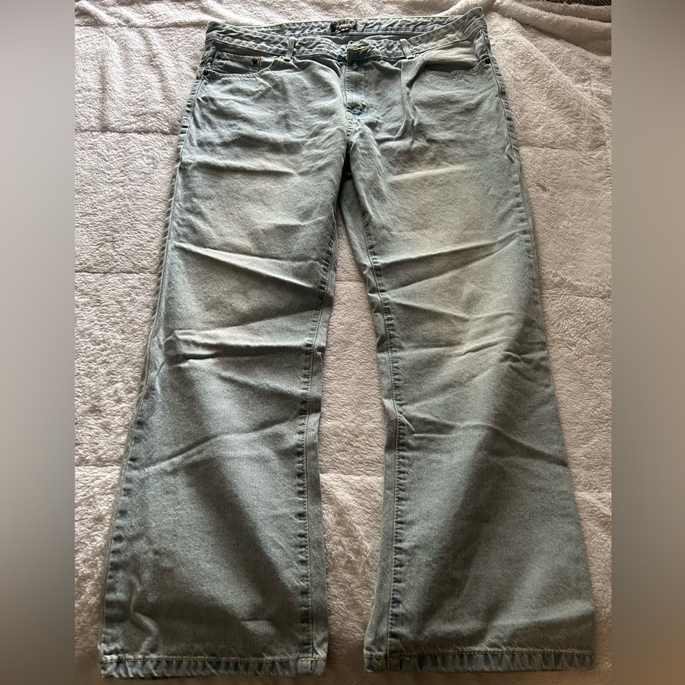 unisex!!! but yes they are mens jeans